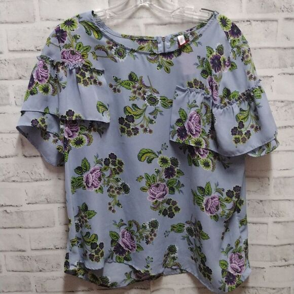 Xhilaration top - Picture 1 of 3